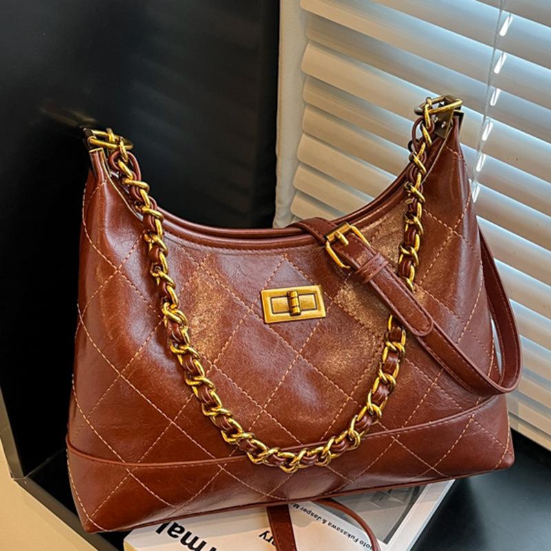 Niche Retro Texture Handbag Bag Women's New High-value Diamond Chain Bag Simple Shoulder Messenger Bag