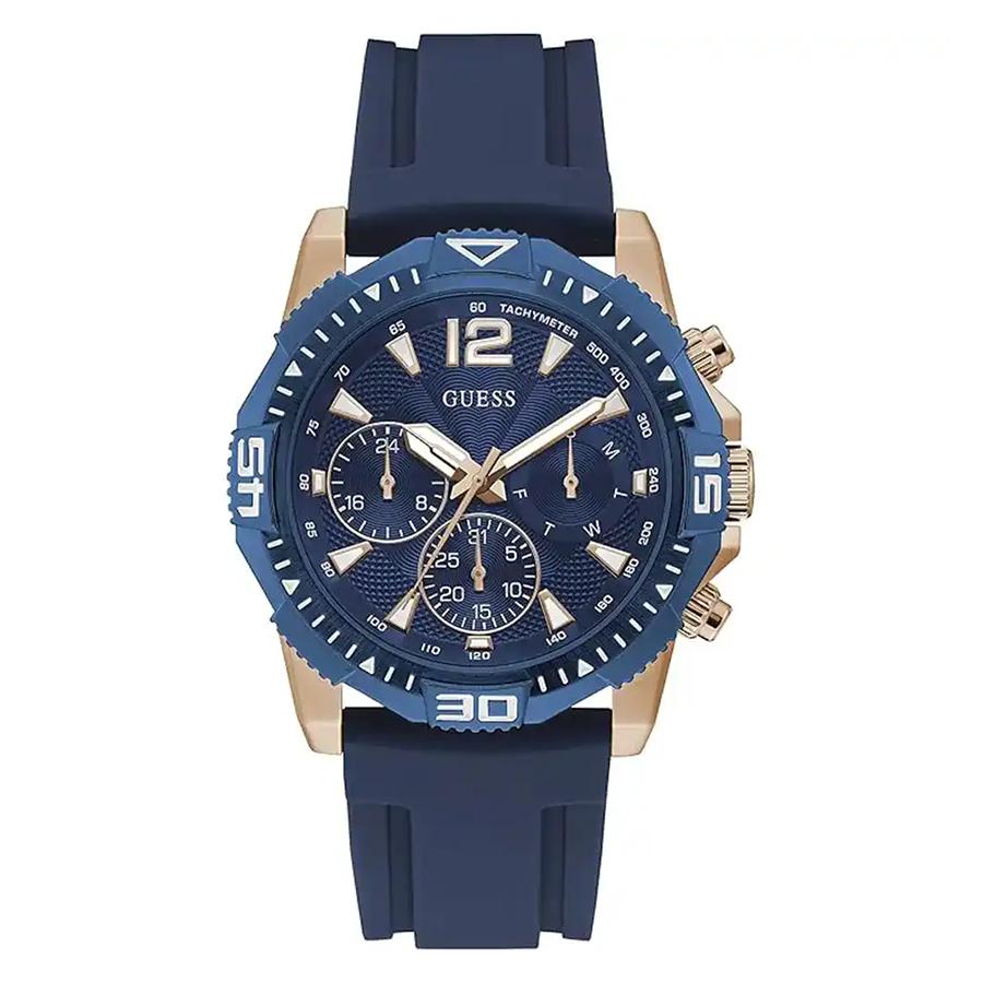 

Guess Men s Quartz Watch with Three-Hand Silicone Strap - GW0211G4