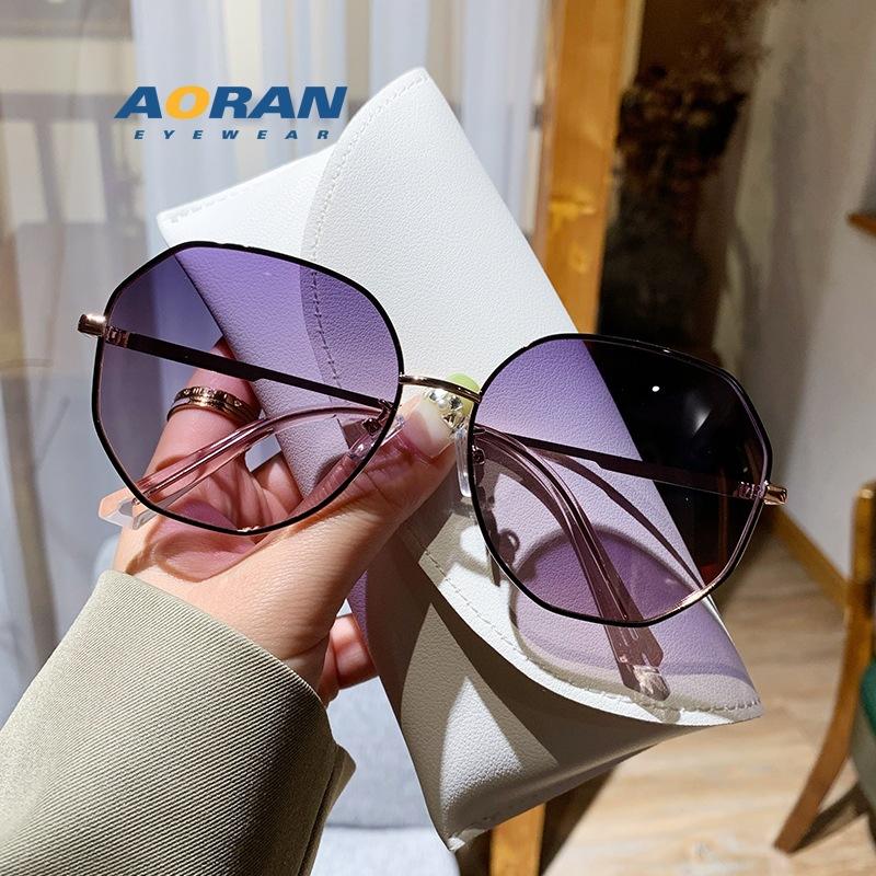 New polarized sunglasses for women, high-end, specifically for driving, UV protection, slimming effect for large faces, suitable for nearsighted