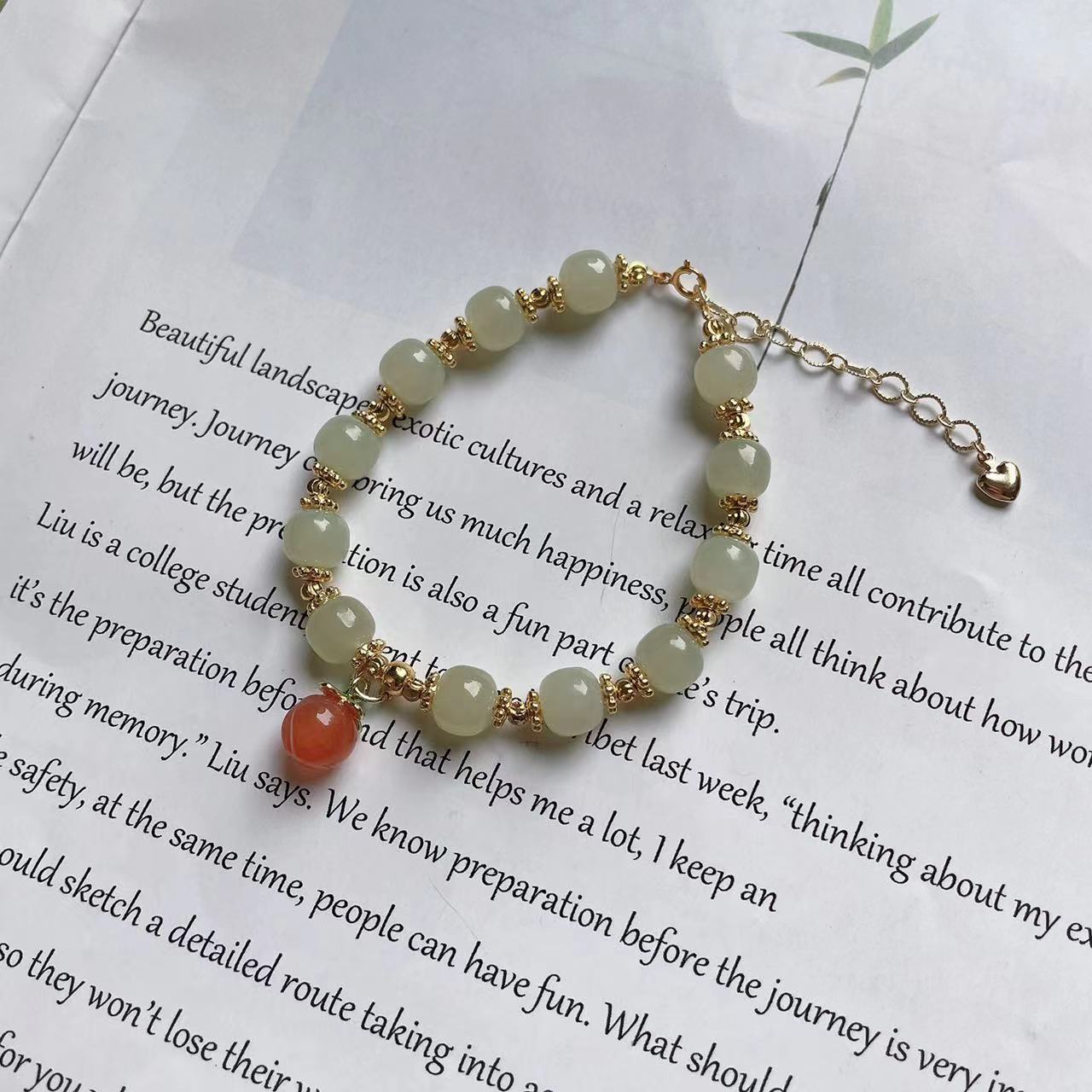 

Intense longing*Hetian jade bracelet, vintage light luxury niche design, suitable for female friends to give to mothers, peach agate light luxury 8mm Beads and Tianyu Jade