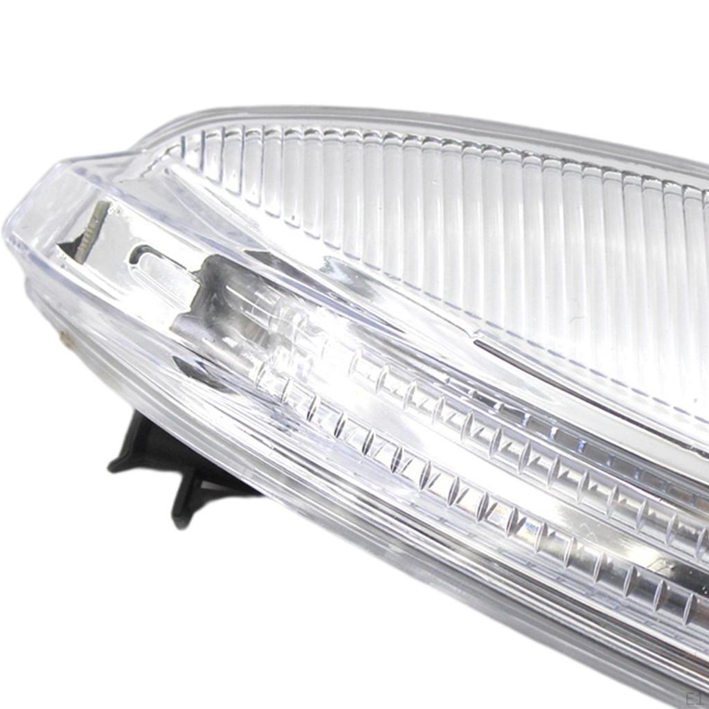 Blinker A2048200721 Vorne A2048200821 Glühbirne für W204 Autoteile 2008-2011 Komponenten