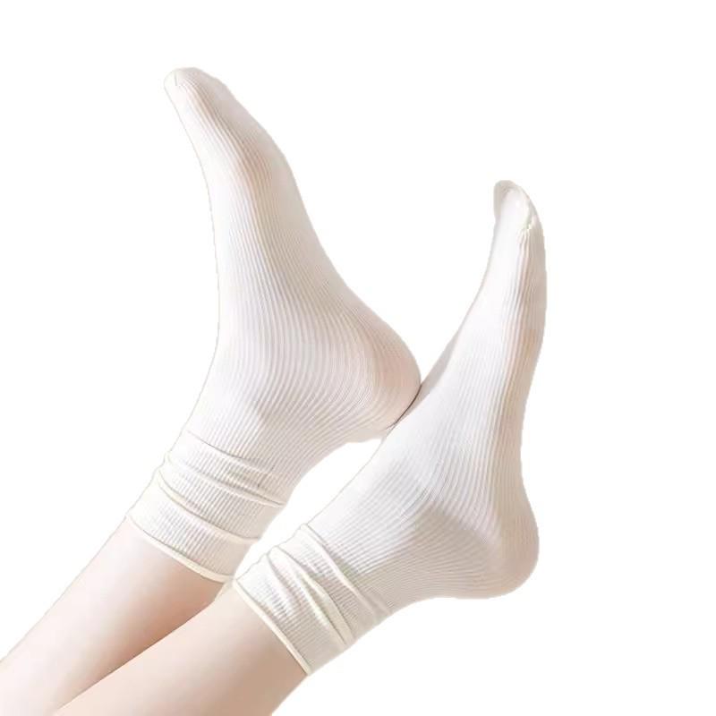 Lightweight Breathable Mid-Calf Ice Pile Socks - Odor-Resistant Velvet Design