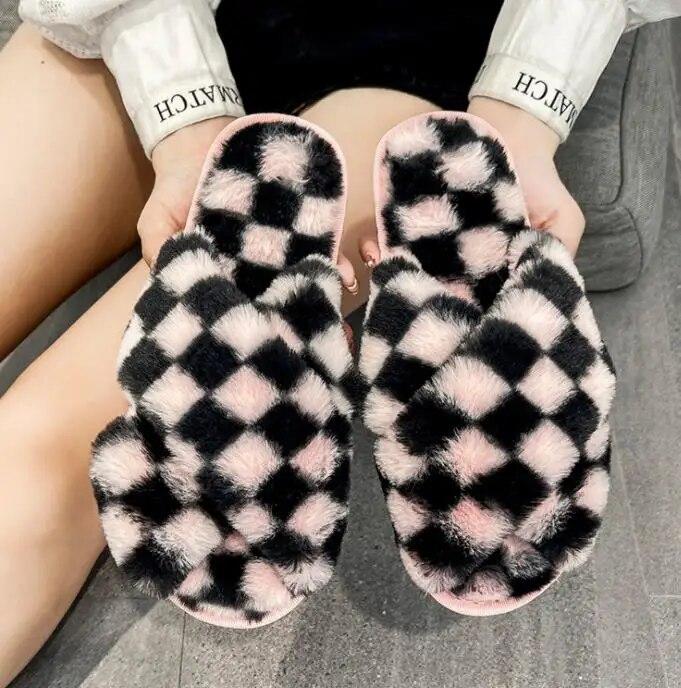 Autumn Winter Women'S Outer Wear Flat-Bottom Sandals Indoor Warm Fluffy Slippers Plaid Comfortable Cross Bunny Fur Slippers
