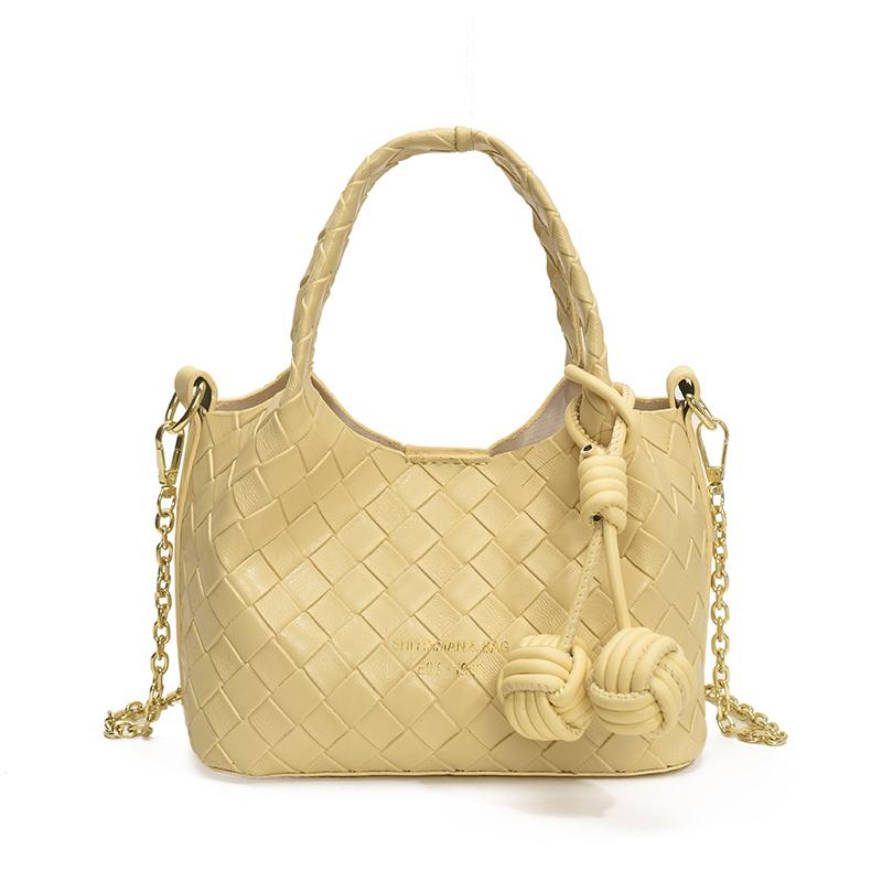 Niche Handwoven Bag Chain Small Bag Women's Super Fire Exquisite Hand Bag Shoulder Messenger Bag Vegetable Basket Women's Bag