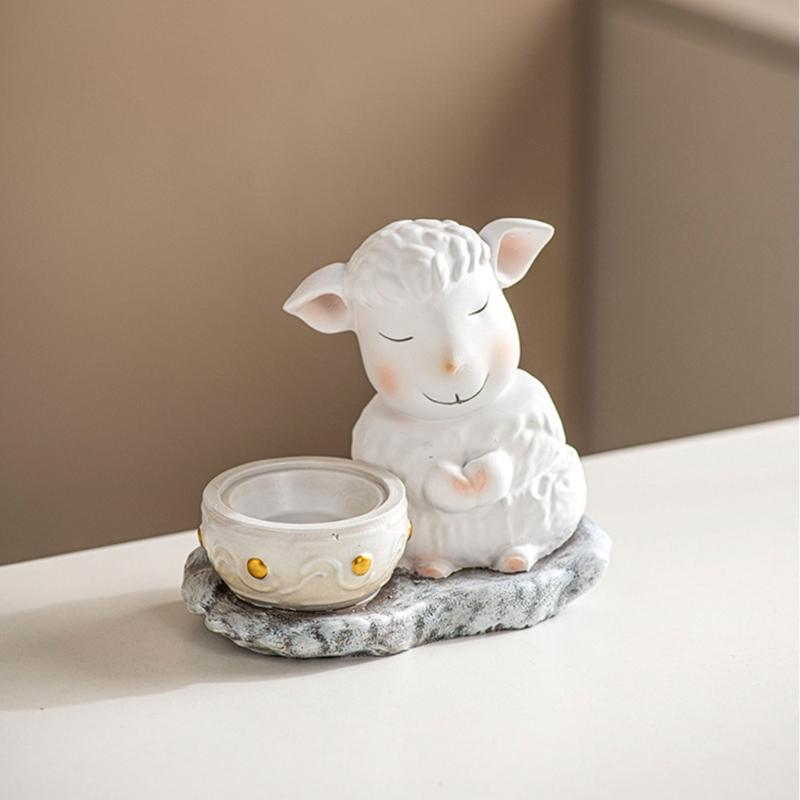Handcrafted Cartoon Sheep Candle Holder Resins Lamb Tealight Stand Holiday Centerpieces Candlestick For Mantels Decors