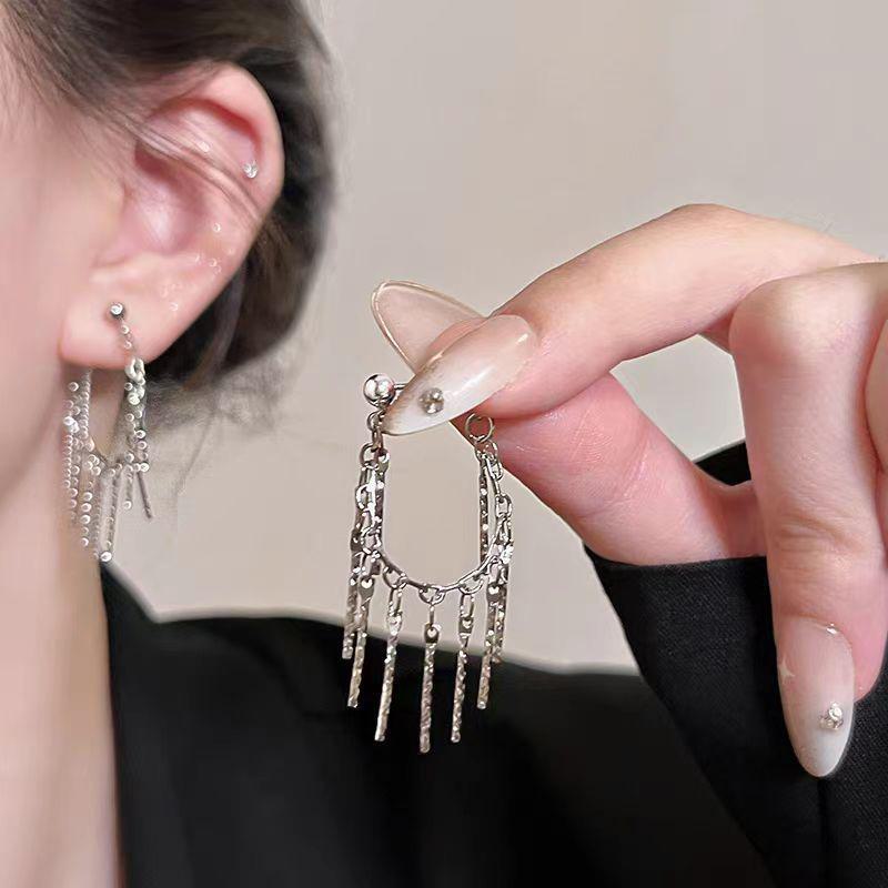 "Exquisite 2025 Su Earrings: Simple, Elegant, and Luxurious"