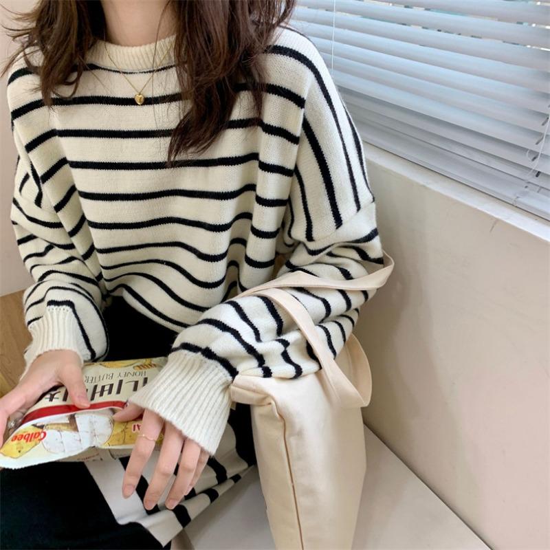 Back Slit Retro Short Section Round Neck Pullover Striped Sweater Female Thick Section Loose Round Neck Knitted Bottoming Shirt Outer Wear