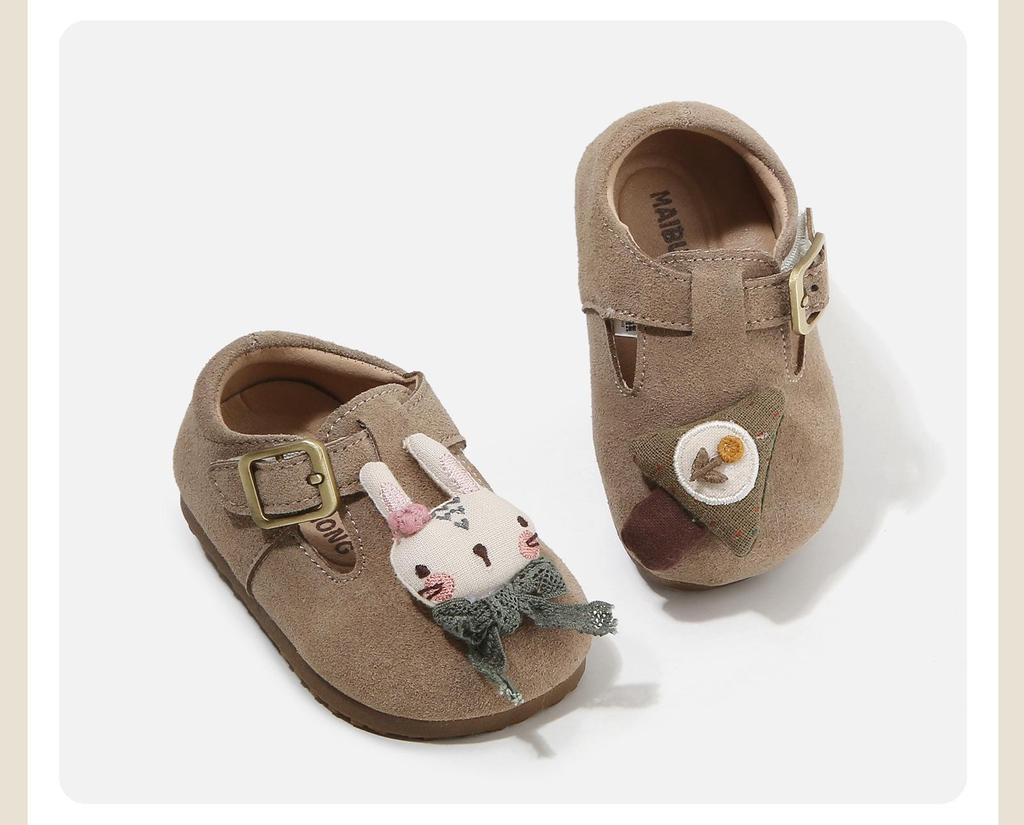 Scarpe per primi passi da bambino Primavera 2025: Scarpe in Pelle Antiscivolo con Suola Morbida e Decorazione Bambolina per Bambini e Bambine