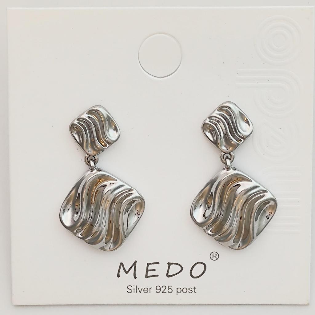 Real Gold Tone Silver Needle Geometric Hammered Earrings for Women - European & American Style Smooth Alloy.