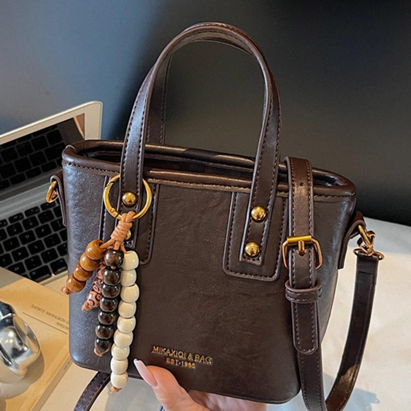 2025 New Korean Version Popular Bucket Bag Women's Fashionable Shoulder Messenger Bag High Value Fashion Handbag Women
