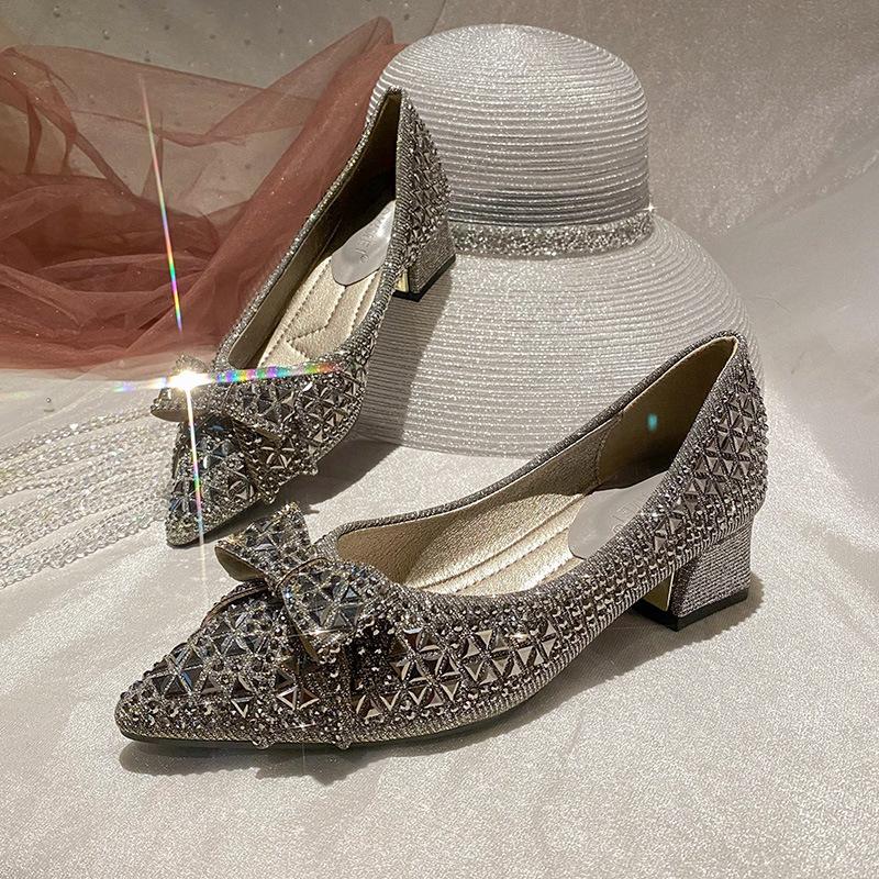 Fashion Sequines Beading Bowknot Pumps Women Pointed Toe Glitter Rivets Med-high Heels Shoes Chunky Heel Bling Bowtie Tacones Big Size43