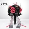 Bouquet di Fiori di Halloween Bouquet da Sposa Gotico, Fiori Artificiali Rosa Nero Rosso con Nastro Degradato con Mano Scheletrica Zucca Teschio per