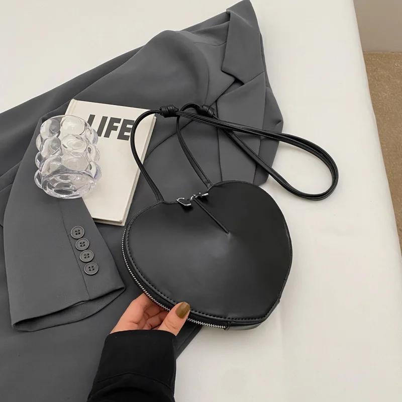 

Модные сумки через плечо для женщин Универсальные женские сумки через плечо Кошельки и сумочки Сумки для мам и детей для девочек one size чёрный