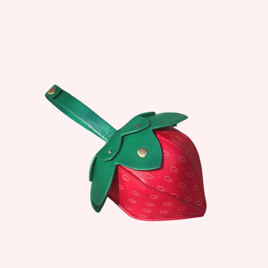 Small Bag Evening Clutch Bag Purses and Handbag Luxury Designer Shoulder Bags Clutch Purse Cute Strawberry Shape Banquet Bag