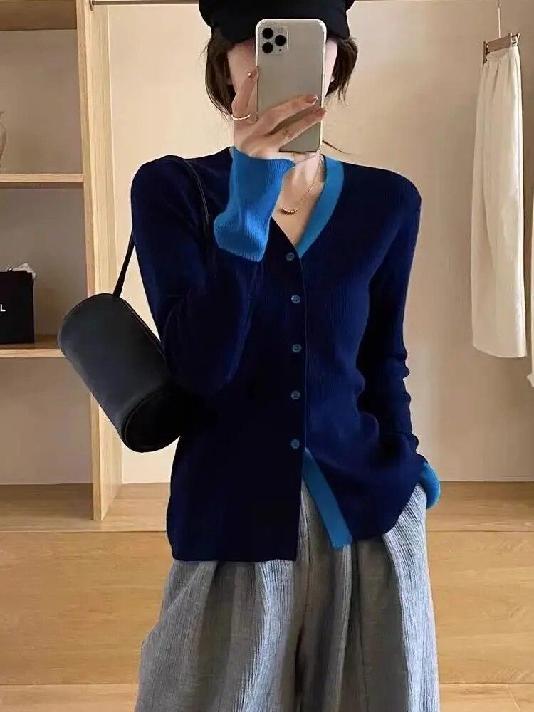 Осенний вязаный кардиган для девочек лоскутный свитер с длинными рукавами рубашки женские вязаные топы контрастного цвета One Size синий 1980₽