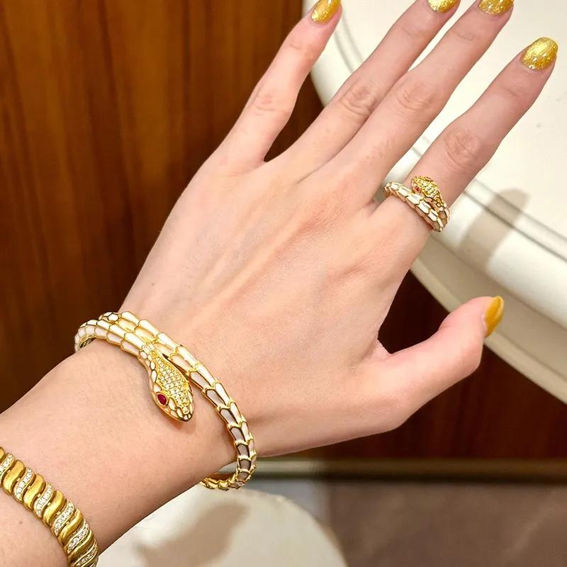 Zodiac Snake Accessories Snake-shaped Bracelet Dripping White Snake Bracelet Female