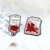 Blutbeutel Brooch Herz Supplement Energie Emaille Pin für Ärzte Krankenschwestern Tasche Kragen Anstecknadeln Vampir Abzeichen Modeschmuck Geschenk