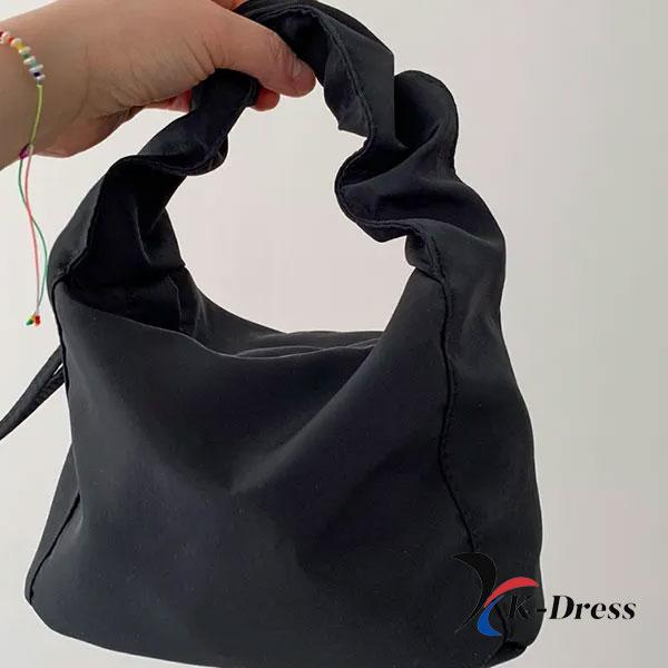 

Мила нейлонова квадратна міні-сумка-тоут з куліскою (2 кольори) 18x14x11cm чорний