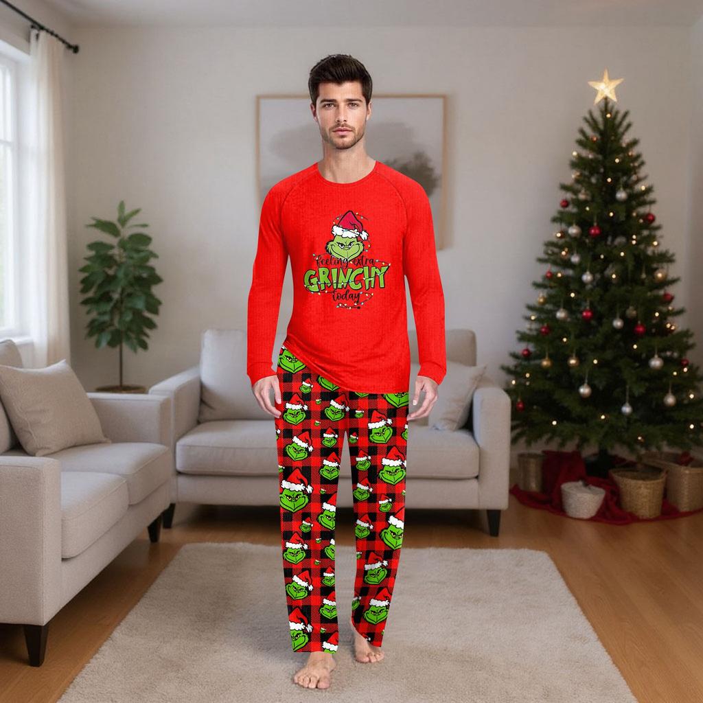 Passende Familiensets mit Weihnachtsmotiven, Langarmshirts und Hosen