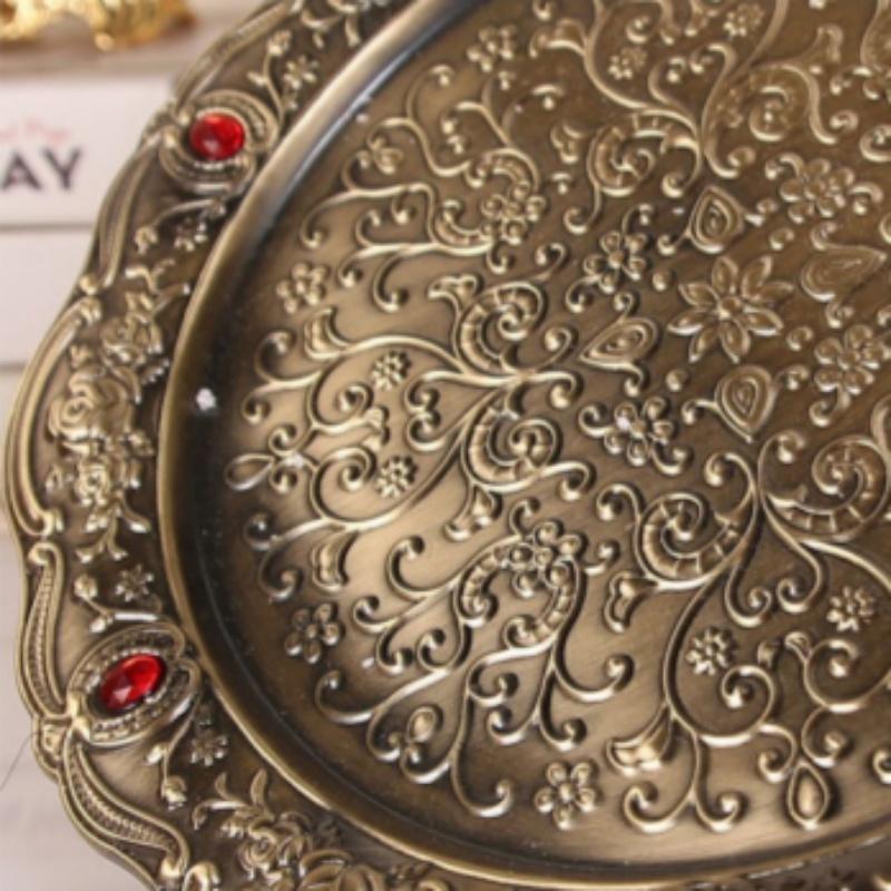 European Wine Set, Alloy Home Wine Pot Wine Glass Set, Red Vintage Wine Glass, Old Wine Pot Home Living Room Decoration,1Set