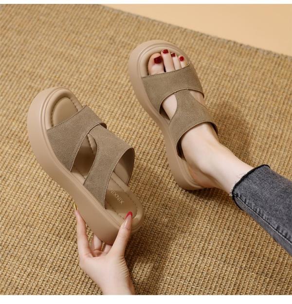 Fashion Beach Shoes Slippers Casual Slipers Women Low Platform Slides Sabot Luxury 2025 Summer Leopard Rome leopard Hoof Heels PU Fashio