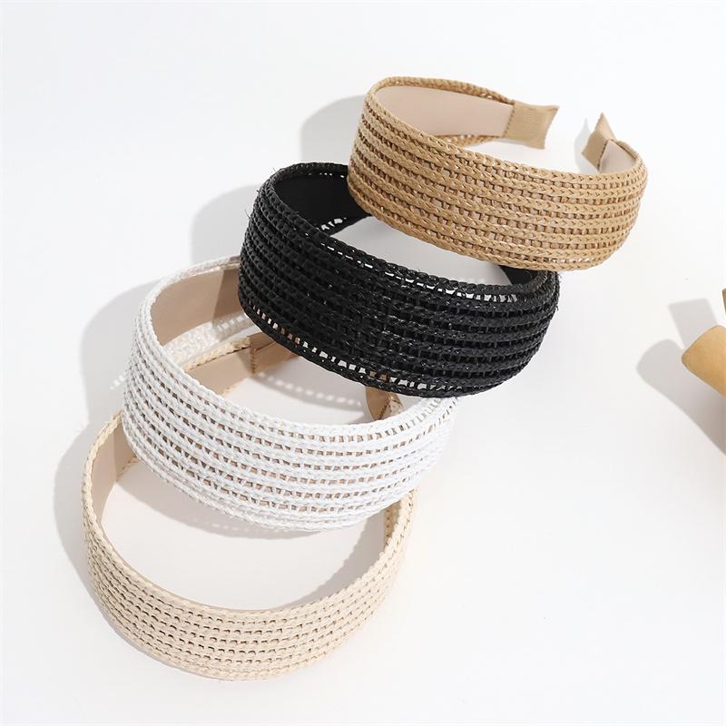 Chic Bohemian Style Raffia Knot Headband for Women's Beach Travel Hairbands Eco-Friendly Straw Accessory for Summer Outfits