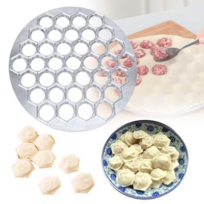 Teigtaschenform Pelmeni-Hersteller Russischer Ravioli-Hersteller Teigtaschenform 37 Löcher Einfache Teigtaschenmaschine für Zuhause Familienküchenwerkzeuge