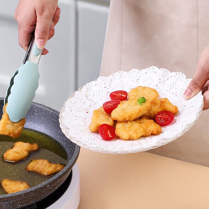 MeiChu Disposable Lace Edge Baking & Oil Absorbing Paper