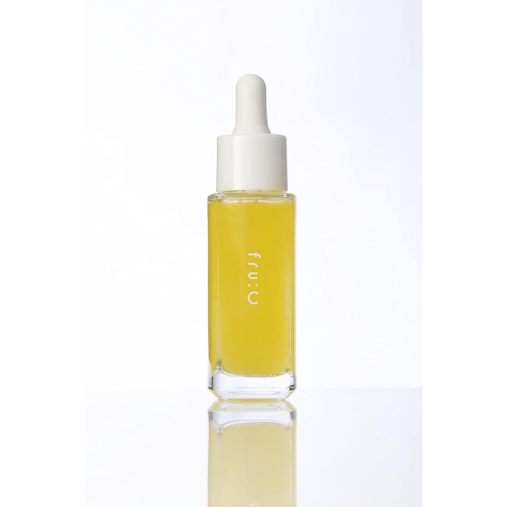 Fru:C Vitamin C Serum | Erreichen Sie Porenlose Haut & Strahlenden Glow mit Weißen C Kapseln