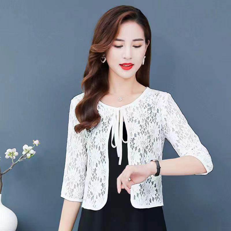2024 Women's Lace Hollow-Out Short Shawl - Slimming, Versatile Sun Protection for Spring/Summer/Autumn