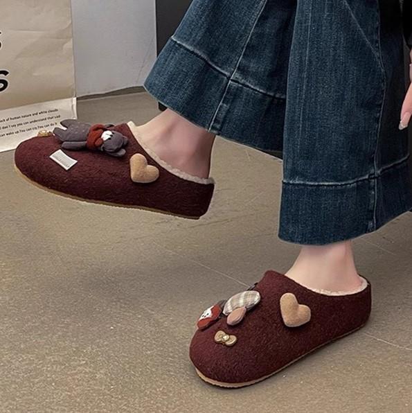 

Милая девочка сердце мультяшные пушистые туфли женские 2025 осень и зима новый верхняя одежда толстая подошва нескользящий бархат теплый мешок голова тапочки 40