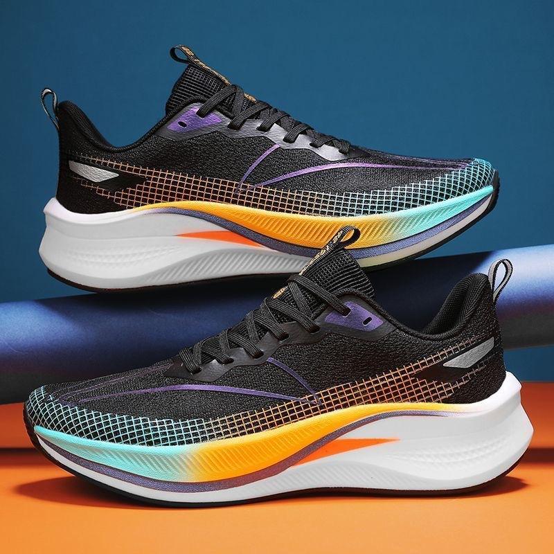 Summer New Lightweight Running Shoes Sneaker Breathable Soft Bottom Student Shoes Light Running Shoes Flyknit Men's Shoes