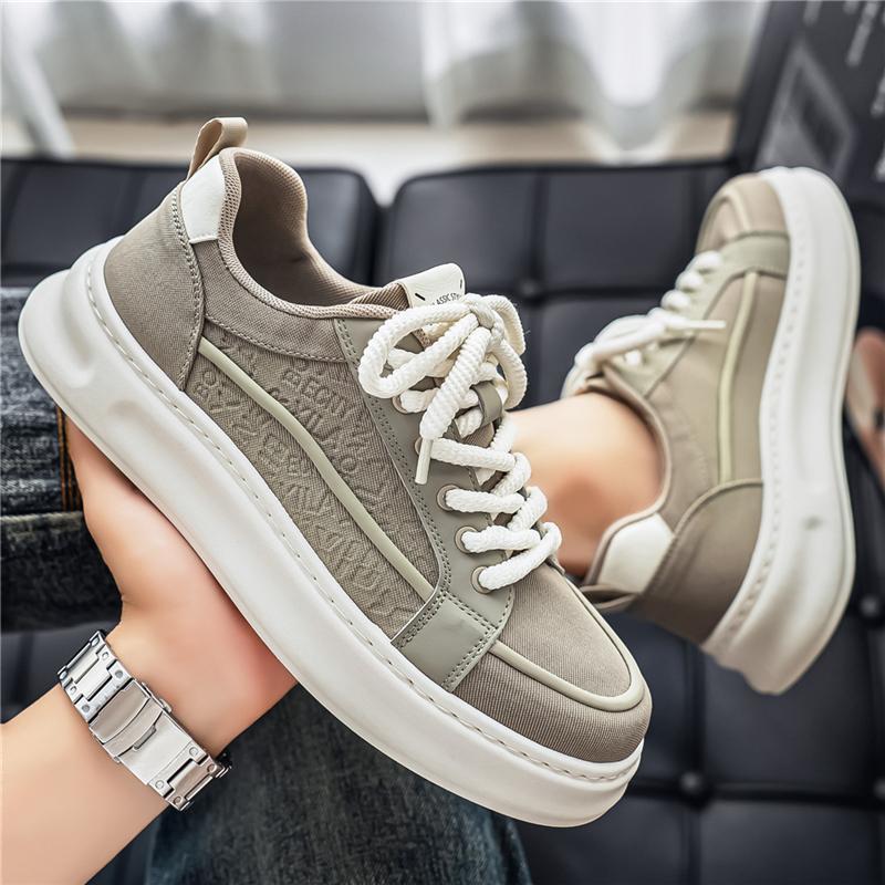 New Men's Classic Four Seasons Fashion Low Top Skateboarding Shoes Comfortable Soft Sole Sneakers