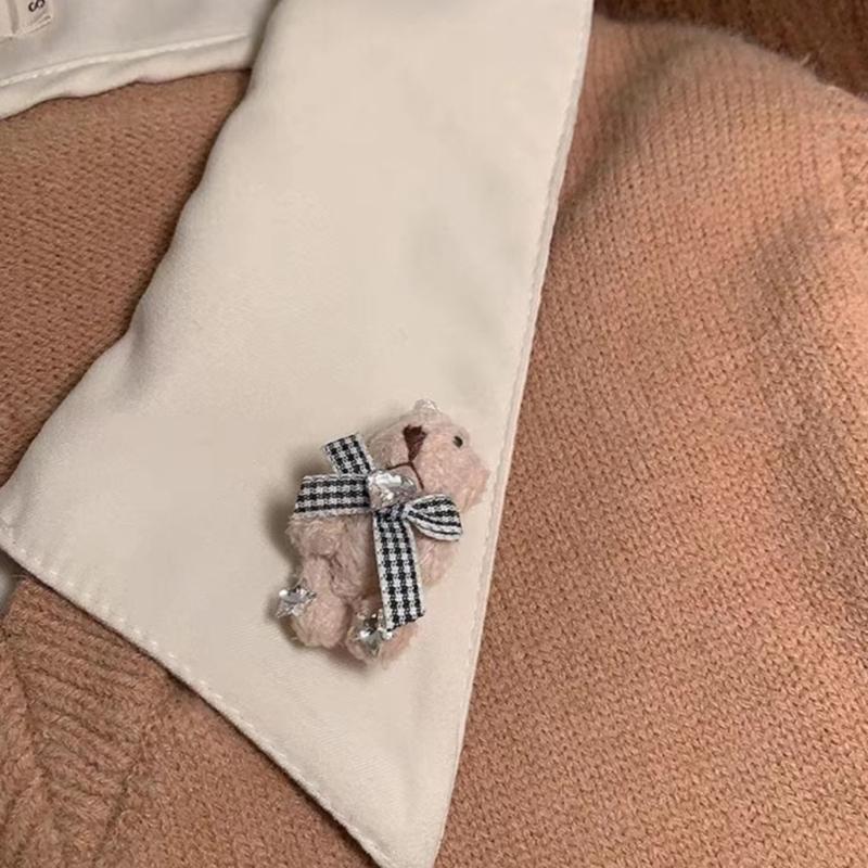 Stylish Bow Bear/Rabbit Brooch Pin Soft Plush Lapel Pin Clothes Badge Backpacks Pendant Women's Fashion Accessories
