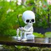 Outdoor Resins Halloween Skeleton Fisherman Sculpture With Shaking Head Design For Garden Patios Pond Decoration Gift