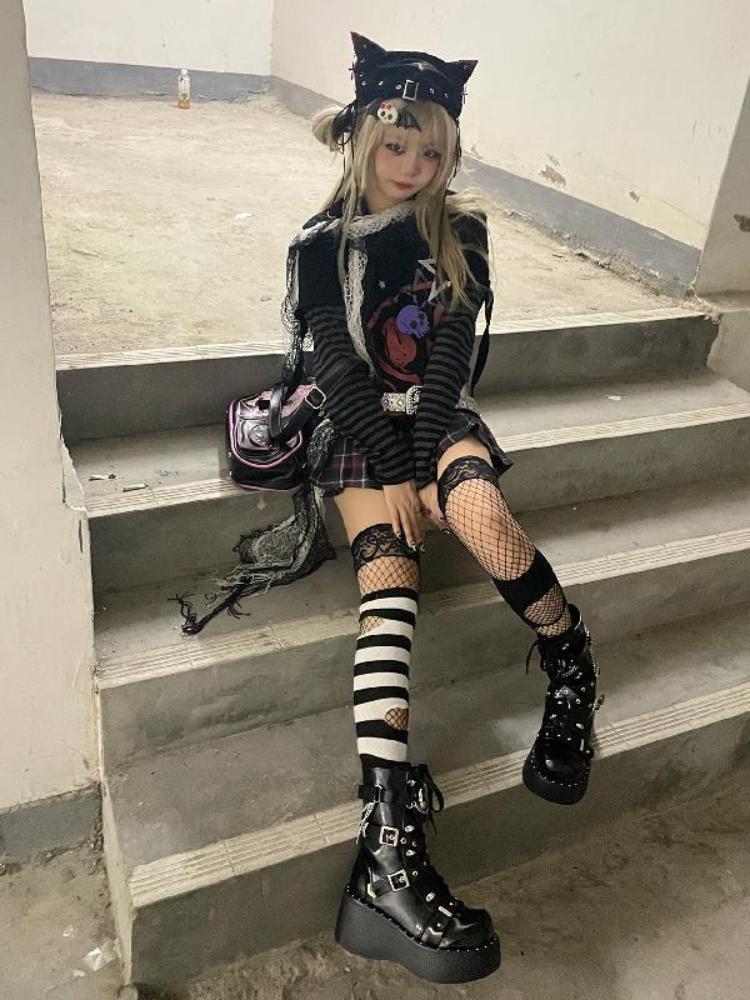 Autumn Aesthetic Punk Printed Long Sleeved Tops Women Harajuku Rock Y2k Fake Two Piece T-shirt Japanese Fashion Loose Casual Clothes