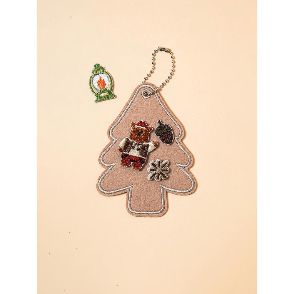 Daiso Hello Autumn Waffen   Key Ring Set  Wood