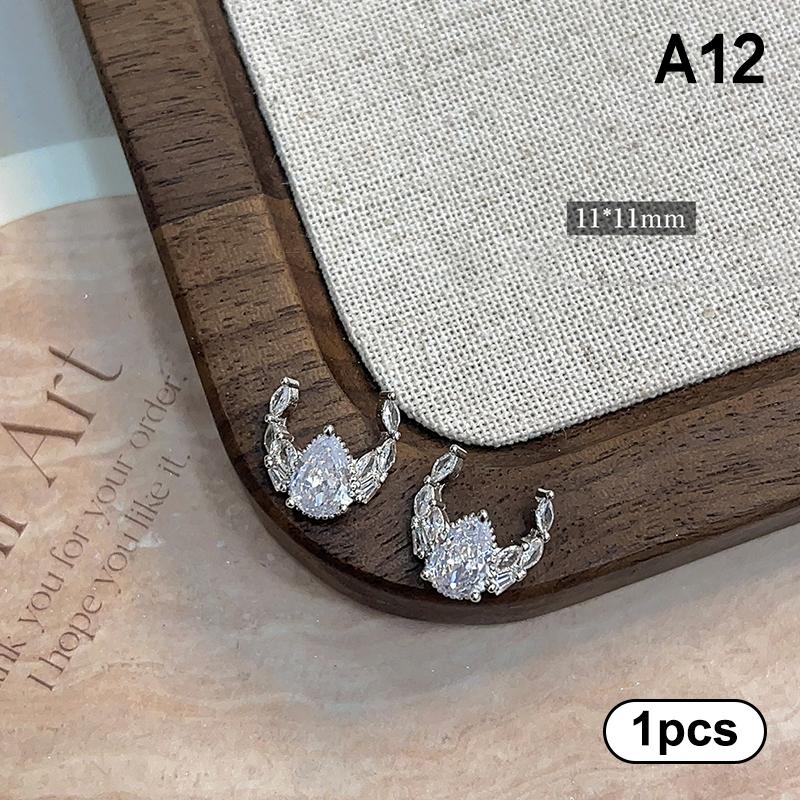 1Pcs Luxury Sparkle Zircon Crescent Shape Pendant Silver Alloy Nail Art  Jewel Decorations Manicure Ornaments