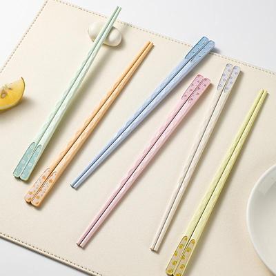 5 Paar bunte Glasfaser-Essstäbchen Spülmaschinenfest Essstäbchen Wiederverwendbar Anti-Rutsch Essstäbchen Japanisch Chinesisch Glasfaser