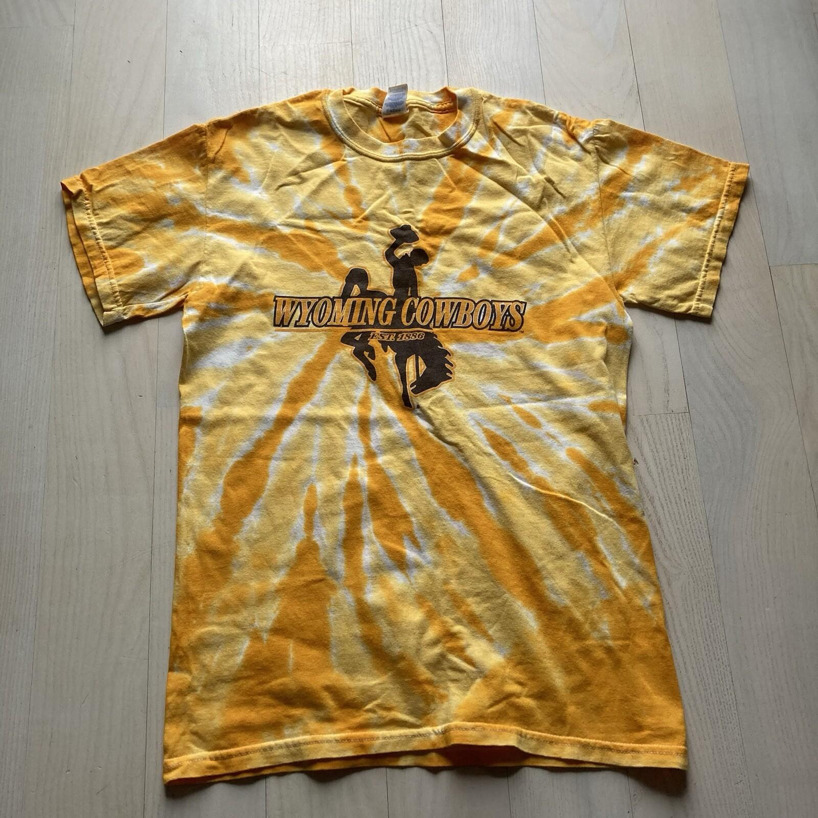 vintage wyoming cowboys ncaa tie dye tee size small S