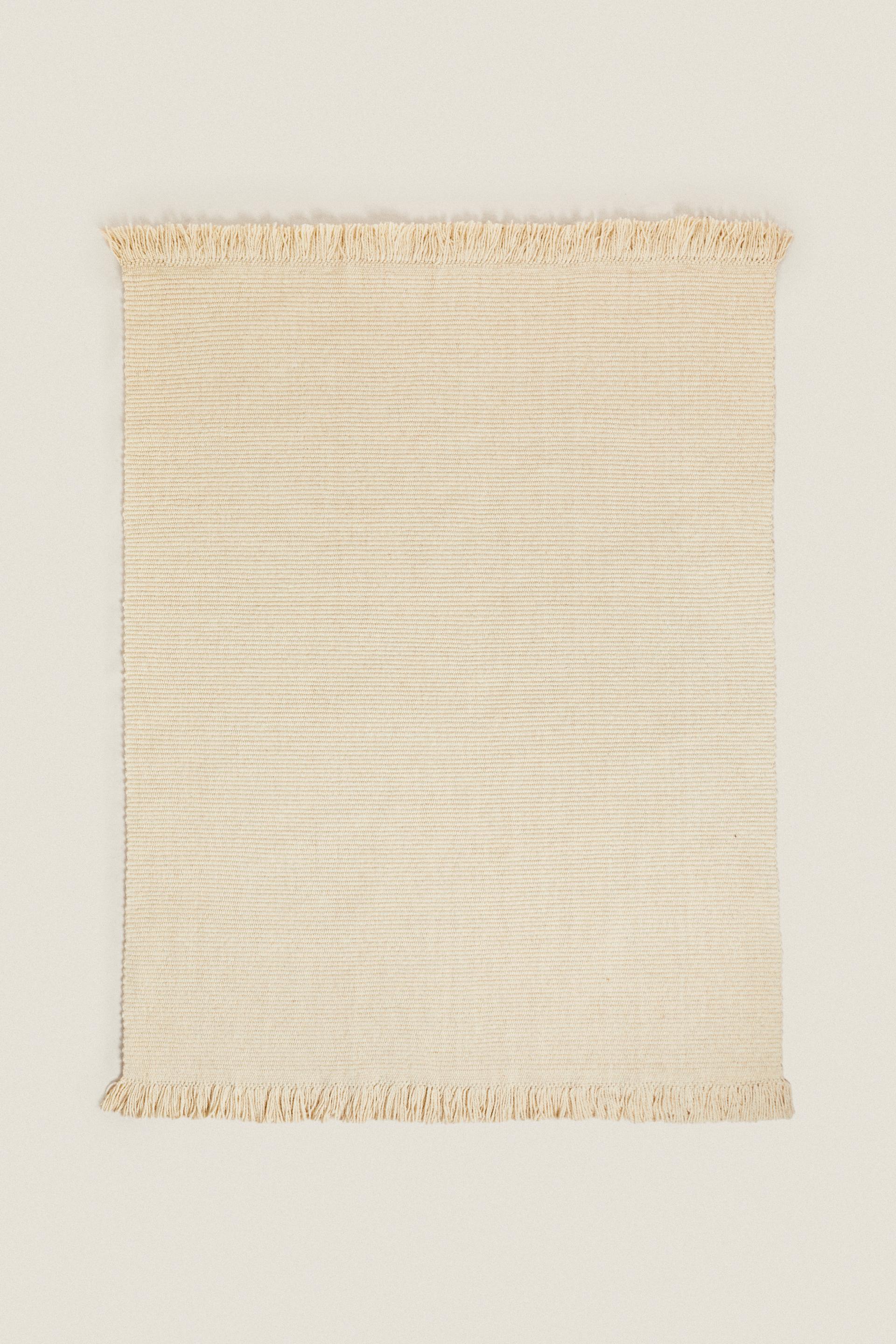 

ОДНОШЕРСТЯНОЙ КОВЕР