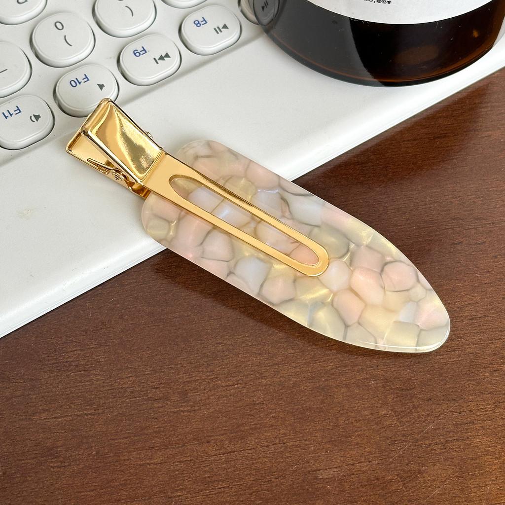 Trendy Oversized Acetate No Trace Hair Claw Versatile Plaid Hair Clip For Women