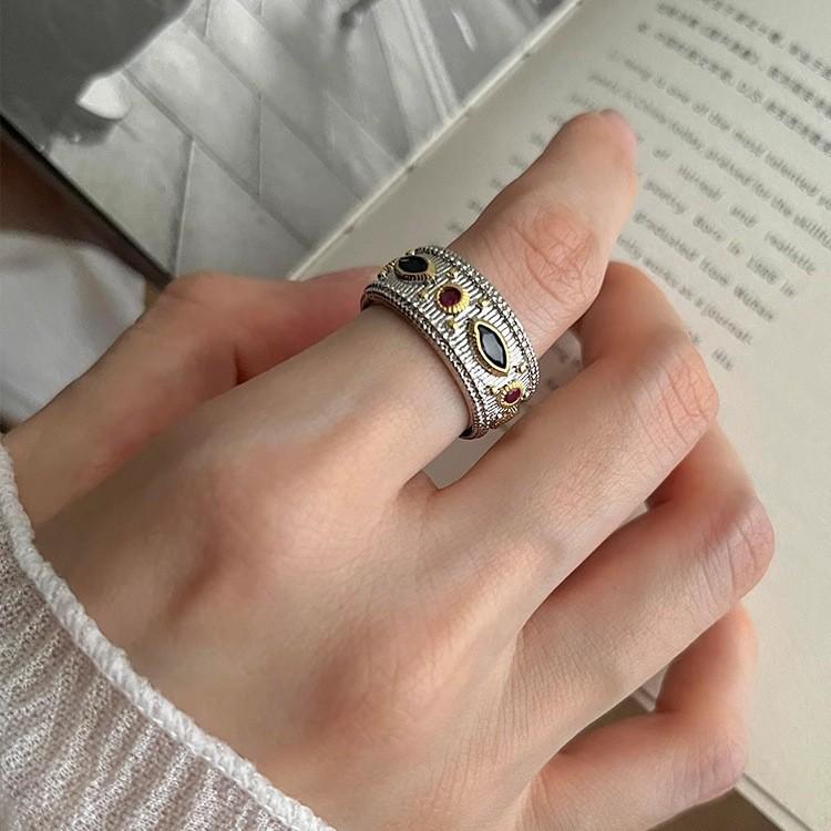 Medieval Brushed Diamond-encrusted Zircon Ring for Women Does Not Fade, Light Luxury and Versatile Open Index Finger Ring Jewelry.