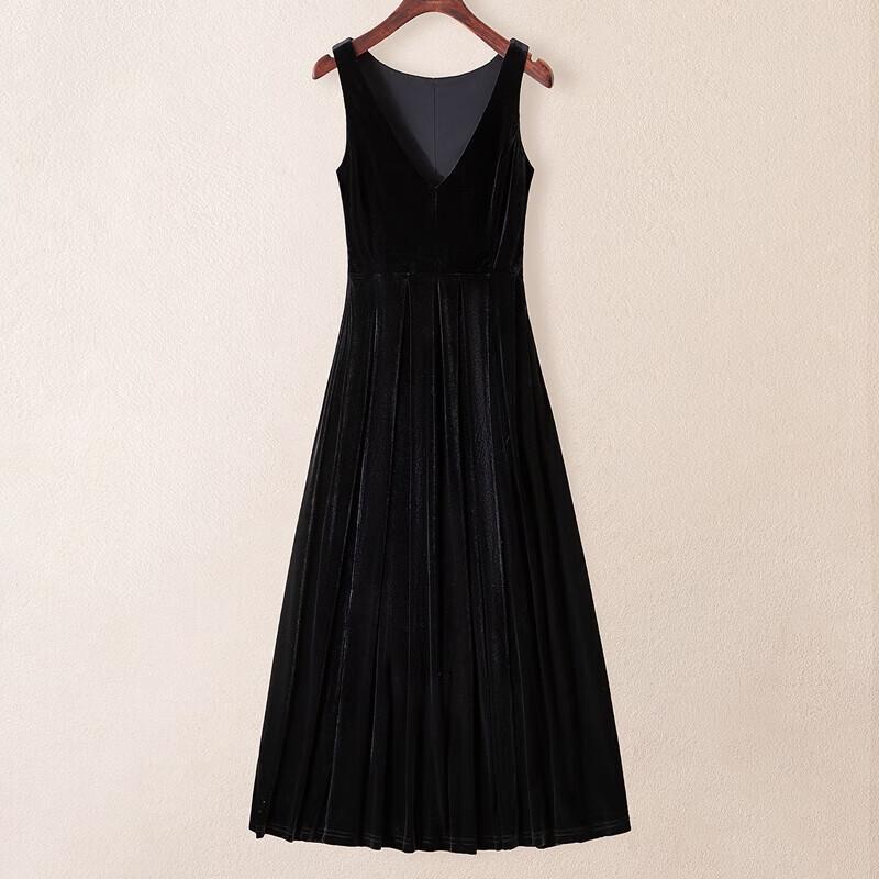 

Женское маленькое черное платье элегантного кроя, стройнящее фигуру XL