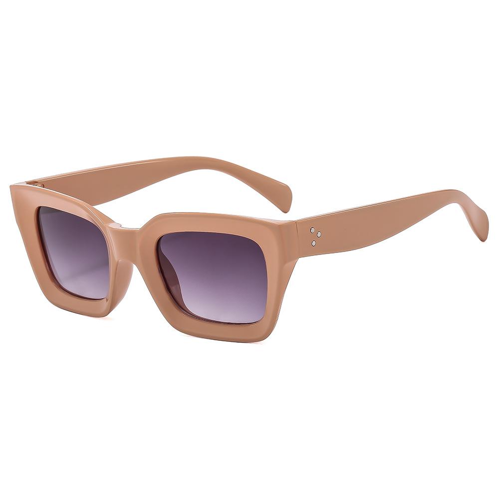 Leopard Square Fashion Sunglasses for Women Men Retro Fashion Anti Glare Sun Shades for Vacation Beach Party
