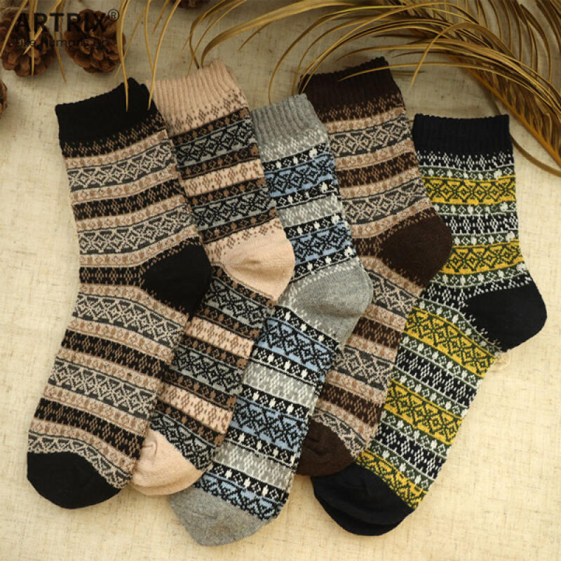 

[5-Pair Set] Grevy Ethnic Pattern Thick Long Socks 5-piece set
