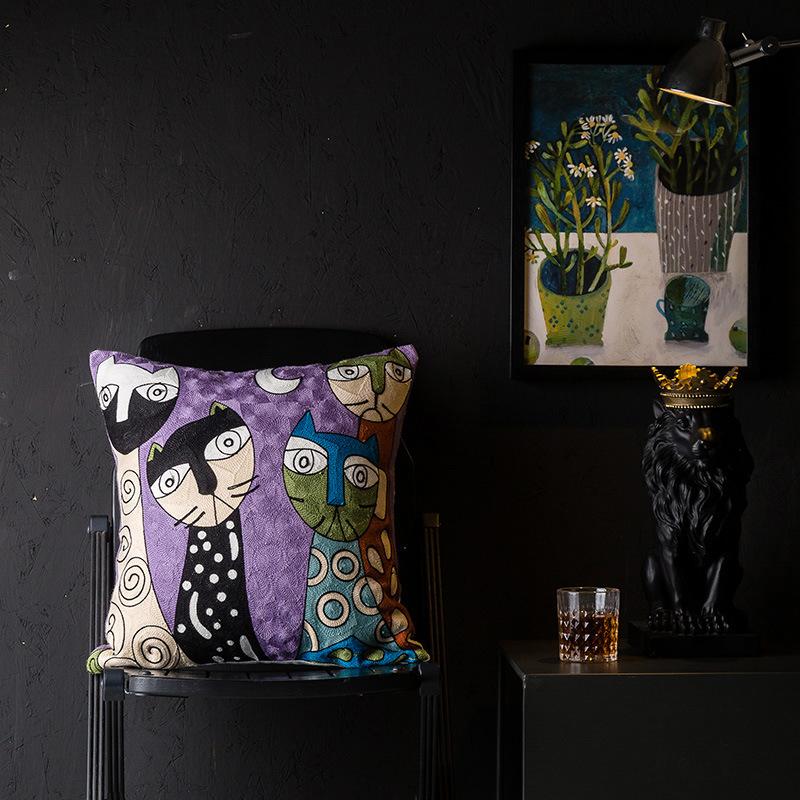Christmas Picasso European and American Style Abstract Cushion Cover Living Room Sofa Embroidered Cushion Bedside Pillow Cover