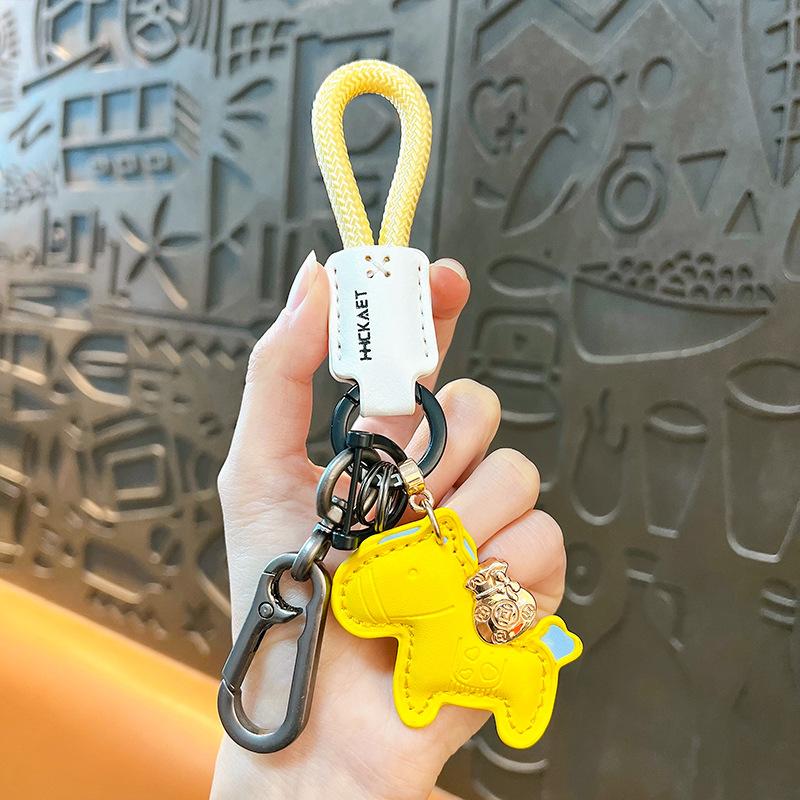 New Fashionable Leather Woven Rope, Money Soon, Keychain Cartoon Cute Car Key Chain Bag Pendant Wholesale