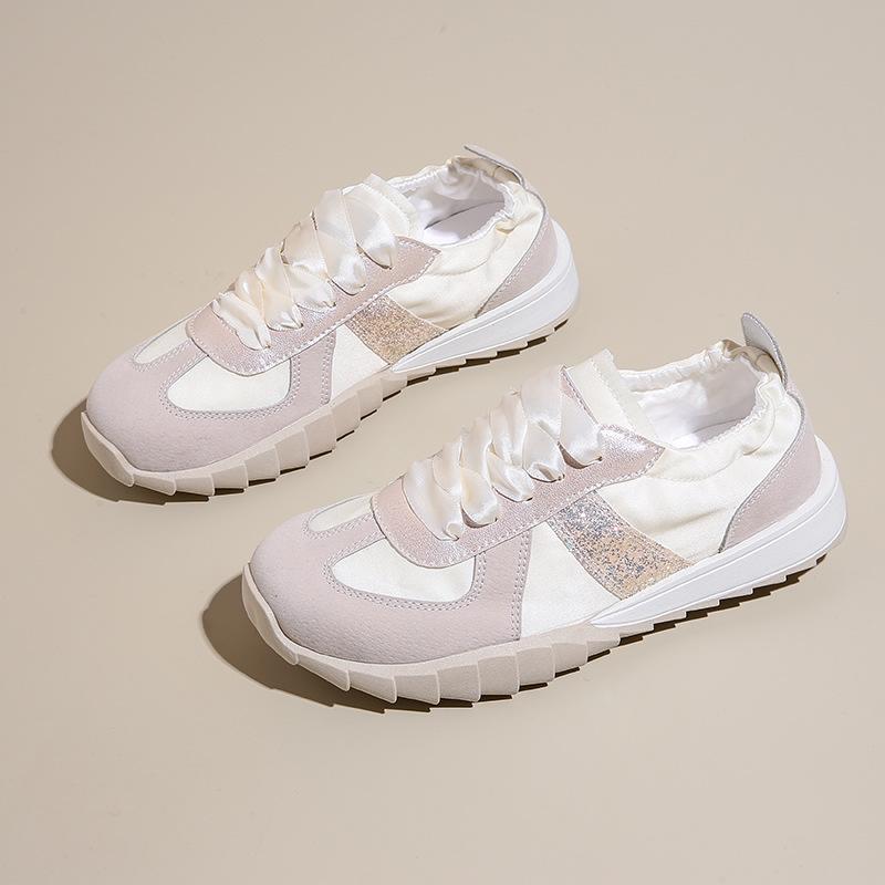 

Дышащие женские кроссовки, легкие теннисные туфли для отдыха для женщин, кружевной дизайн, роскошная обувь, удобная модная обувь на платформе 40