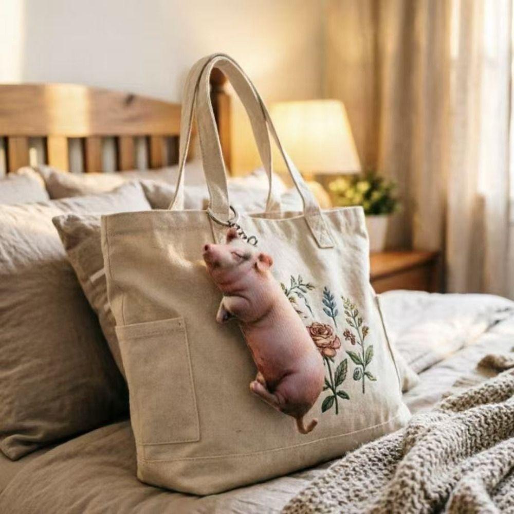 PP Cotton Filled Poultry Throw Pillows 40cm Size Pig Keychain Portable Bag Decoration For Men